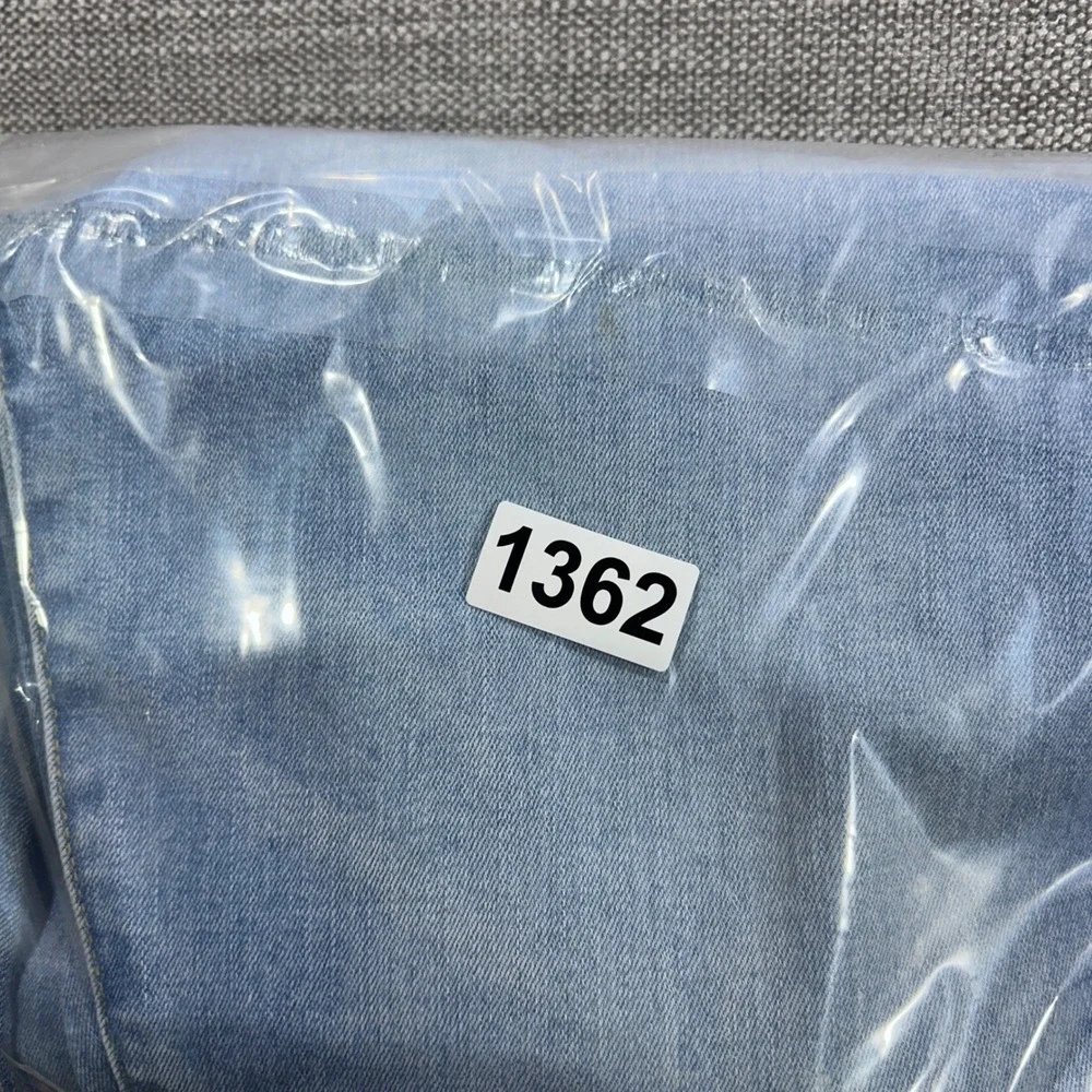 PacSun Stacked Skinny Jeans Mens 33x32 Light Blue Good Distressed Paint Splatter